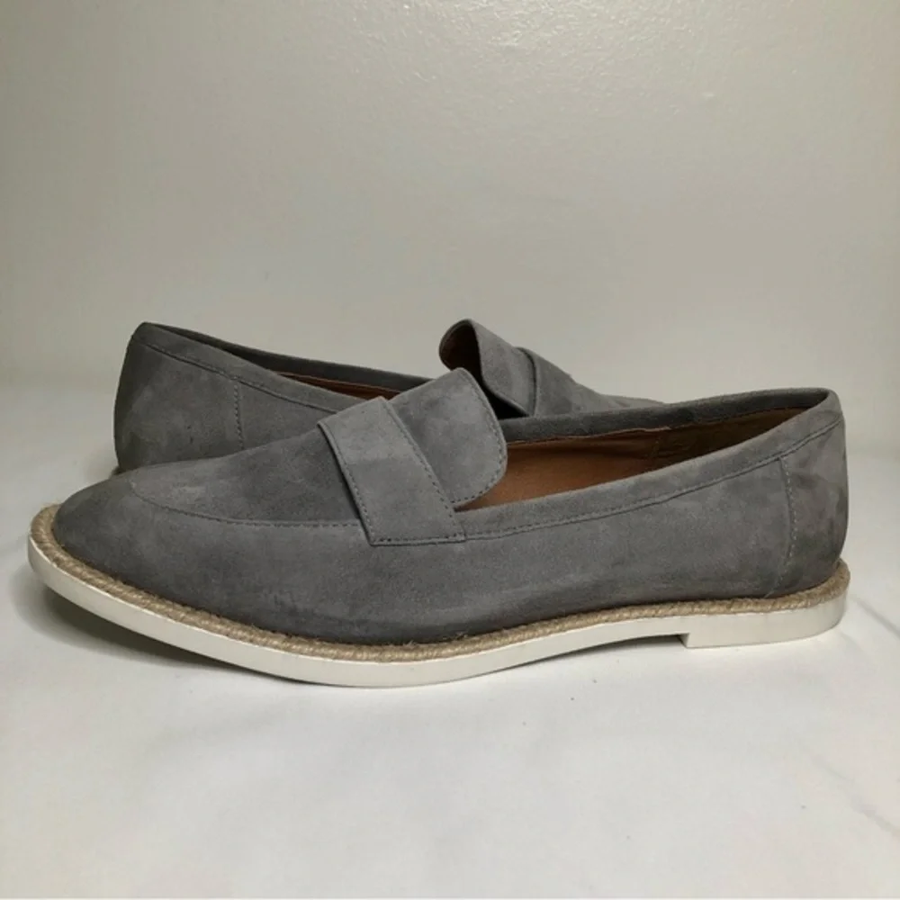 Caslon Women's Size 9M Tristan Grey Leather Suede Slip On Flats Loafers